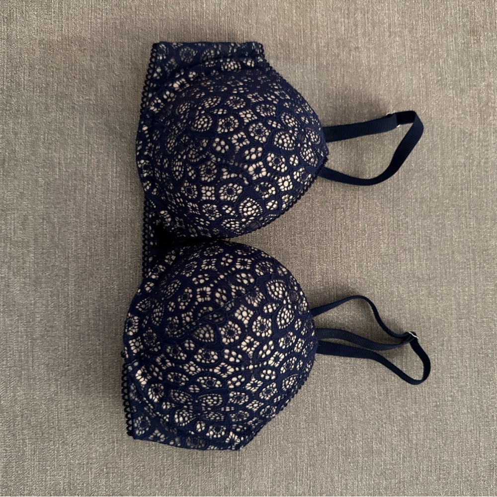 Victoria's Secret Blue Lace Bra with Adjustable Straps